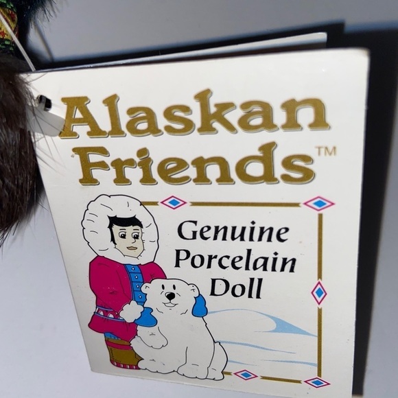 Alaskan Friends Genuine Porcelain Doll 12 “ Tall with Black Brown Fur Outfit. - Picture 8 of 10